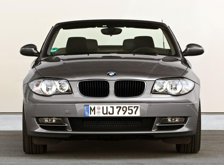  BMW 118d Convertible (E88) 2008 года  (WW) (фото 4 из 15)